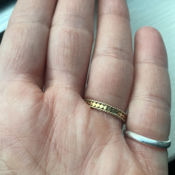 Like new Anna beck OM ring size 7 gold and 925 silver - Picture 9 of 10